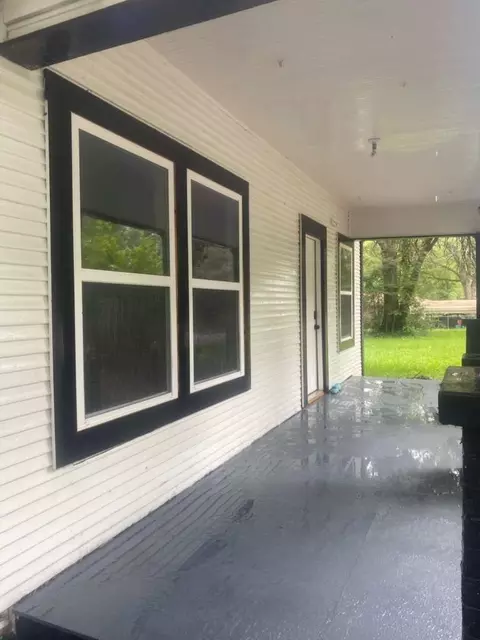 2013 W 10th St, Texarkana, TX 75501