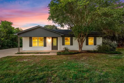139 Cresthill Cir, Valley Mills, TX 76689