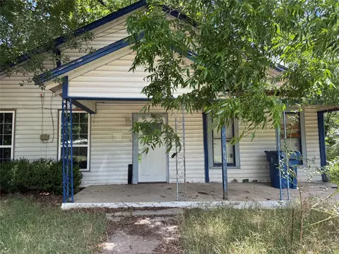 405 S Canton St, Mexia, TX 76667