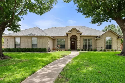 2212 Nugent Dr, Mansfield, TX 76063