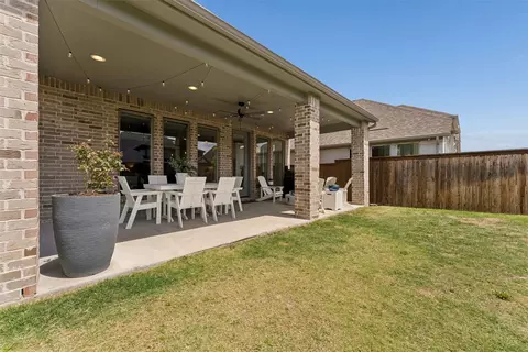 Exterior - 2824 Eccleston St, Celina, TX 75009 photo 4 of 6
