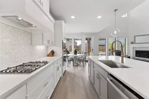 Kitchen - 2824 Eccleston St, Celina, TX 75009 photo 4 of 6