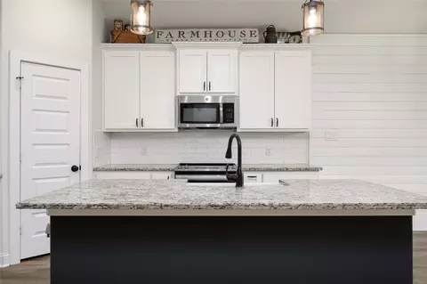 Kitchen - 300 Bronco Dr, Pilot Point, TX 76258 photo 2 of 4