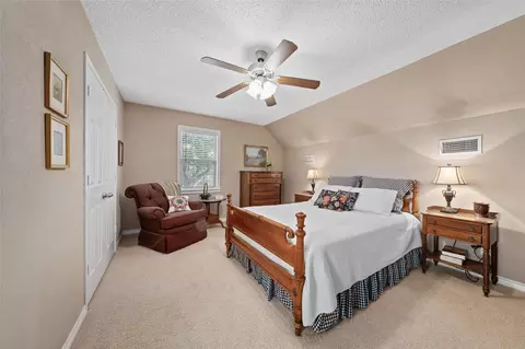 Bedroom - 443 Rost Rd, Mcgregor, TX 76657 photo 3 of 5