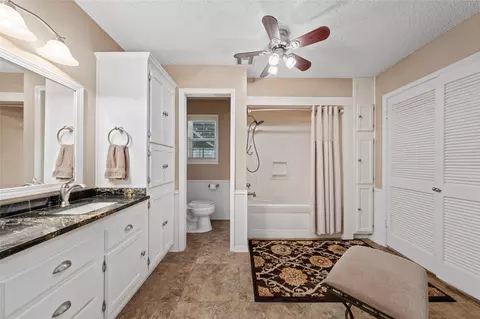 Bath - 443 Rost Rd, Mcgregor, TX 76657 photo 1 of 2