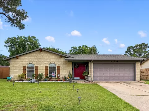 224 E Grubb Dr, Mesquite, TX 75149