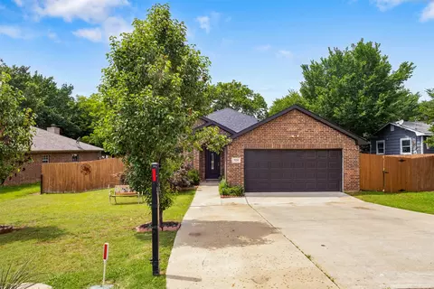 520 Stafford Dr, Seagoville, TX 75159