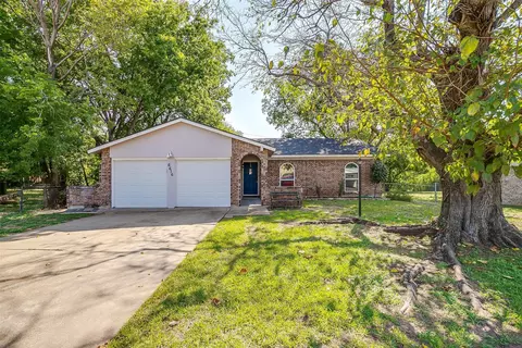 6616 Rickee Ct, Watauga, TX 76148