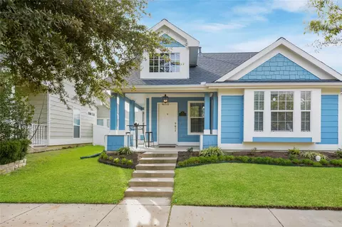 1808 Forsythe Dr, Savannah, TX 76227