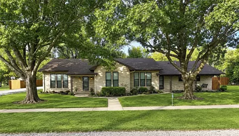 604 Harrel Ave, Bynum, TX 76631