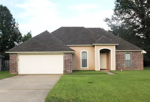 10137 Canyon Oaks Dr, Keithville, LA 71047