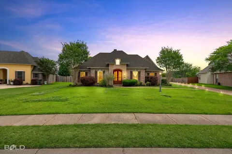 125 Horseguards Ave, Bossier City, LA 71111