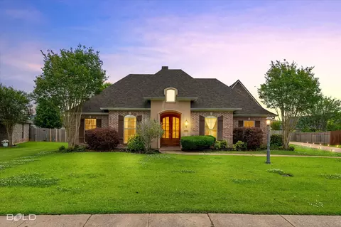 125 Horseguards Ave, Bossier City, LA 71111