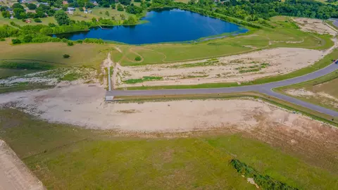 200 Lakeside Lndg, Lorena, TX 76655 photo 3