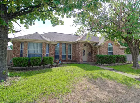 4825 Bobtown Rd, Garland, TX 75043