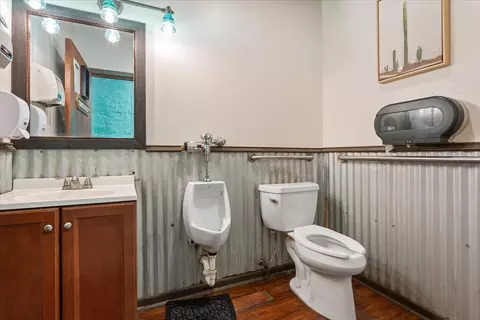 Bath - 128 N Pecan St, Hico, TX 76457 photo 4 of 4