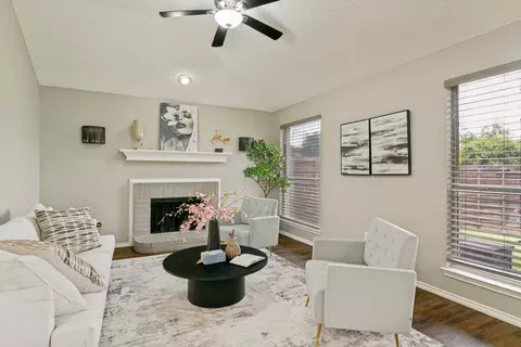 2066 Heather Glen Dr, Lewisville, TX 75067