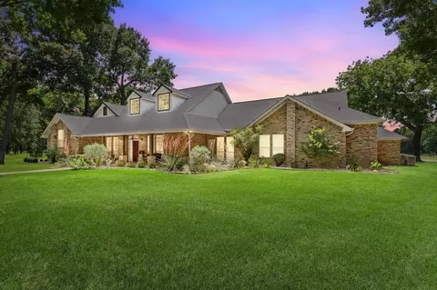 145 Indian Trl, Decatur, TX 76234