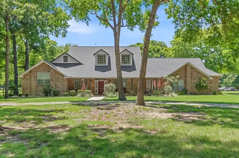 145 Indian Trl, Decatur, TX 76234