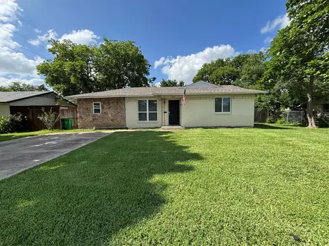 1821 Sandy Ln, Mesquite, TX 75149