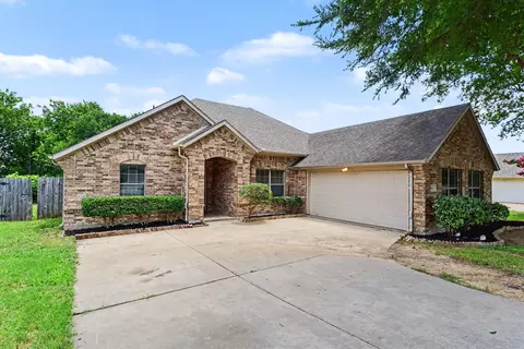 504 Hidden Meadow Ct, Desoto, TX 75115