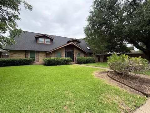 9916 Fieldcrest Dr, Dallas, TX 75238