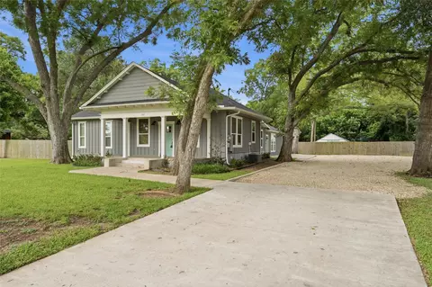 3801 4th St, Waco, TX 76706