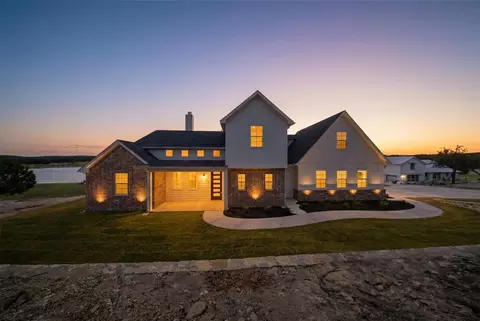 980 Anglers Pt, Bluff Dale, TX 76433