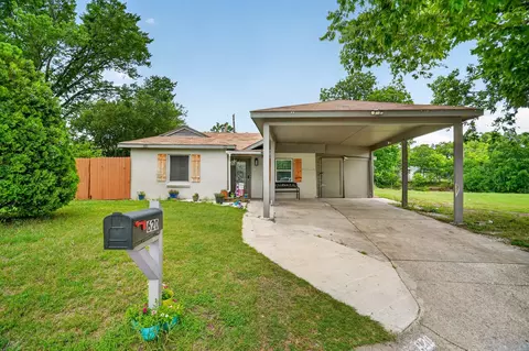 620 S Redford Ln, White Settlement, TX 76108