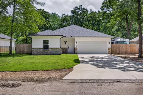 106 Paseo Patricia, Gun Barrel City, TX 75156