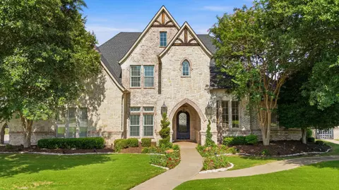 6201 Theresa Ln, Colleyville, TX 76034