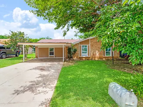 4901 Richardson St, Fort Worth, TX 76119