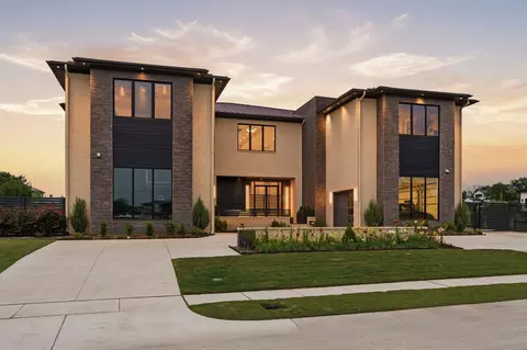 712 Crescent Hts, Southlake, TX 76092