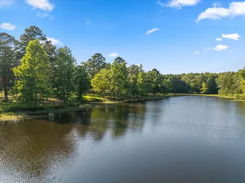 4940 Frontage Rd, Winfield, TX 75493