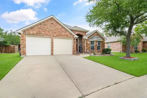6725 Woodcrest Ln, Sachse, TX 75048