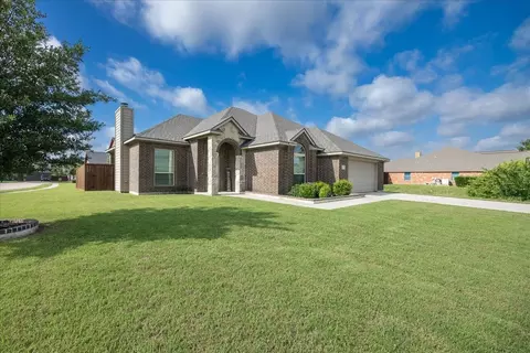 304 Hardeman Blvd, Justin, TX 76247
