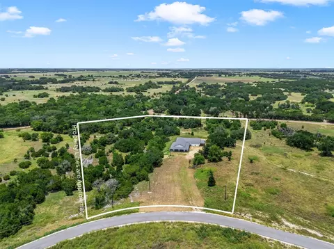 365 Grand Canyon Dr, Oglesby, TX 76561