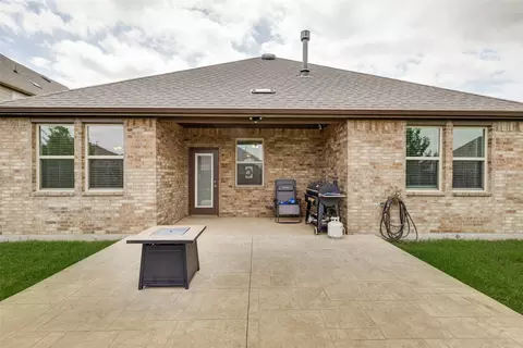 Exterior - 2817 Half Moon Rd, Aubrey, TX 76227 photo 5 of 6