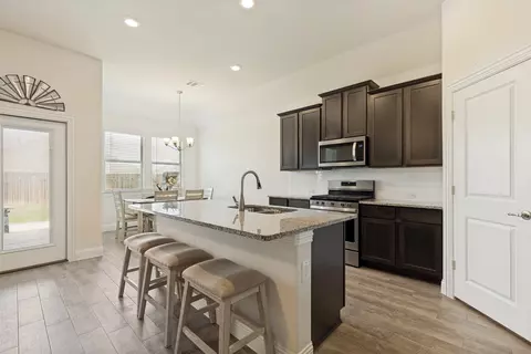 2817 Half Moon Rd, Aubrey, TX 76227