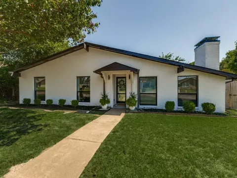 6716 Roundrock Rd, Dallas, TX 75248