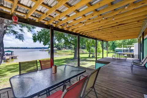 114 Meandering Way, Mabank, TX 75156