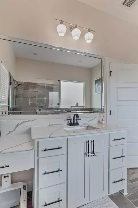 Bath - 507 Hazel Park, Gloster, LA 71030 photo 2 of 4
