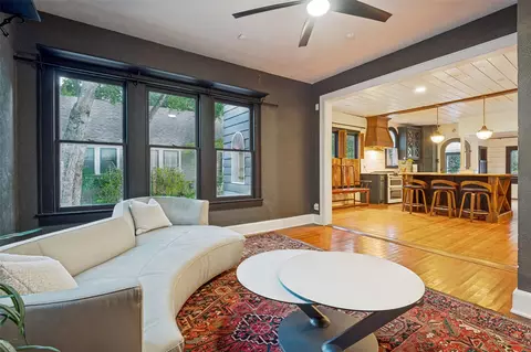 306 Harbin Ave, Waxahachie, TX 75165