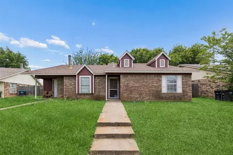 7525 Tiffany Meadows Ln, Fort Worth, TX 76140