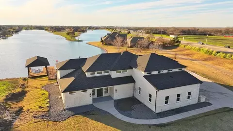506 Calm Water Cv, Princeton, TX 75407