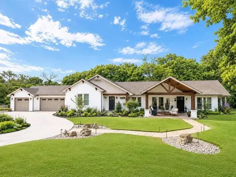 8001 Tudor Ln, Argyle, TX 76226