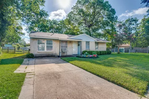 1007 Quincy Cir, Garland, TX 75040