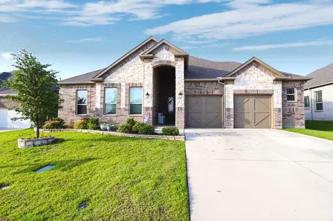 910 Park Vista Dr, Justin, TX 76247