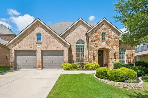 8312 Victoria Ln, Lantana, TX 76226
