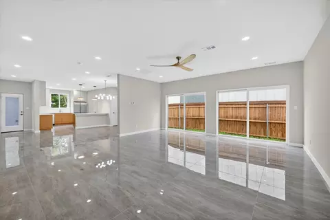 119 Rolston Rd, Irving, TX 75060